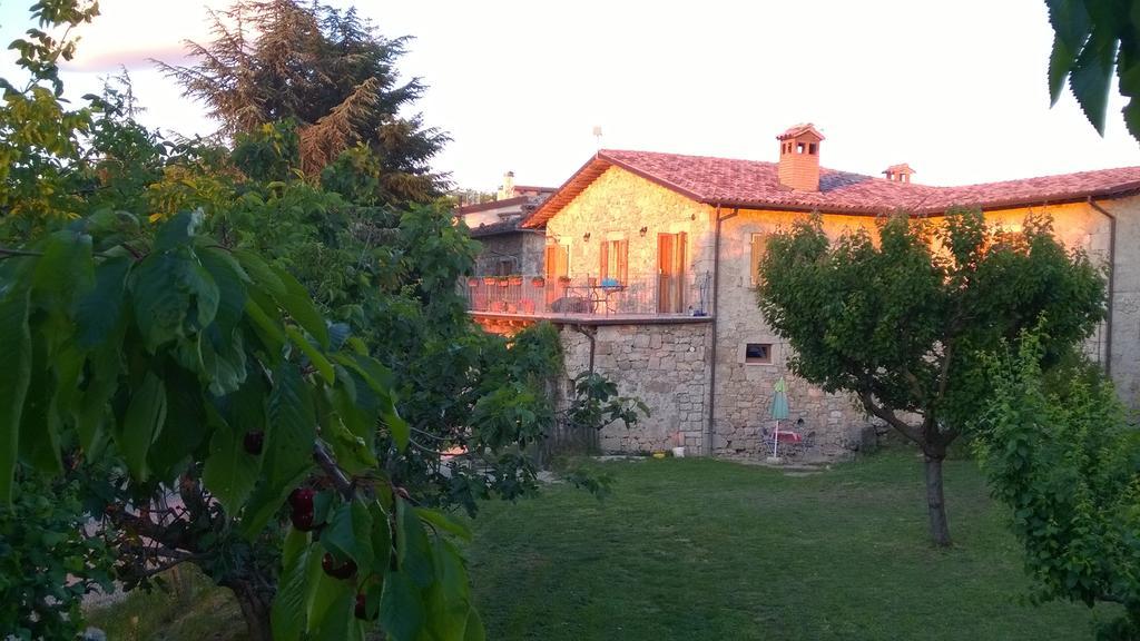B&B Casale Giovannozzi อัสโกลีปิเชโน ภายนอก รูปภาพ