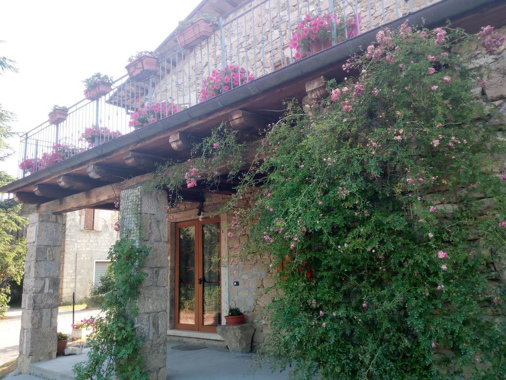 B&B Casale Giovannozzi อัสโกลีปิเชโน ภายนอก รูปภาพ